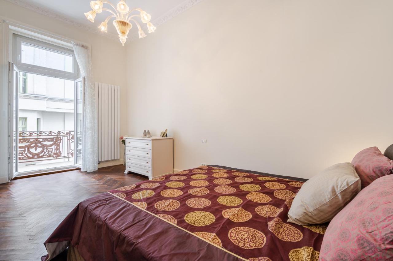 Breathless View Parliament 2 Luxury Suites With Terrace Free Parking Reservation Needed Budapest Exterior photo