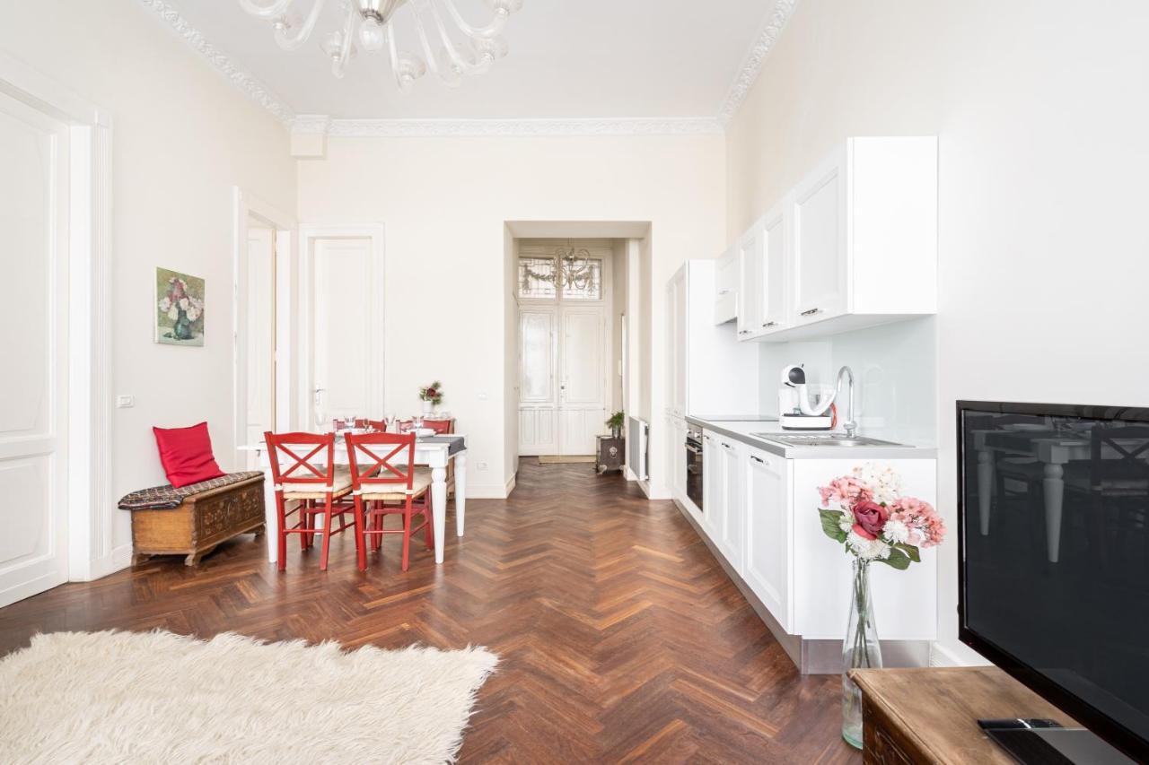 Breathless View Parliament 2 Luxury Suites With Terrace Free Parking Reservation Needed Budapest Exterior photo